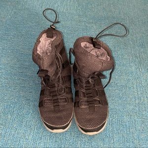 Nike Women’s Roshe Run Boot